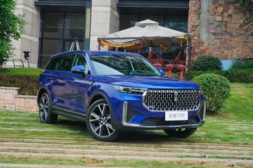 2.0T+8AT还带专属标识又一国产高颜值SUV行将出新款